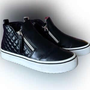 Steve Madden Willo High-Top Sneaker - Kids'